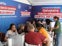 KARTAL BELEDİYESİ LİSE VE ÜNİVERSİTE TERCİHLERİNDE ÖĞRENCİLERİN YANINDA