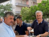 AK PARTİ KARTAL İLÇE BAŞKANLIĞI'NDAN KARTALLILARA AŞURE İKRAMI