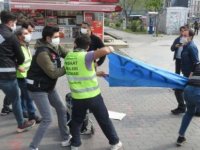 1 MAYIS'TA TAKSİM'E ÇIKMAK İSTEYEN GRUBA POLİS ENGELİ