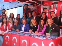 CHP İSTANBUL 1. BÖLGE MİLLETVEKİLİ ADAYLARI CHP SEÇİM STANDINI ZİYARET ETTİ