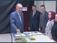 CUMHURBAŞKANI RECEP TAYYİP ERDOĞAN OYUNU ÜSKÜDAR'DA KULLANDI