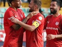 SİLTAŞ YAPI PENDİKSPOR İSTANBULSPOR'U 4-2 MAĞLUP ETTİ