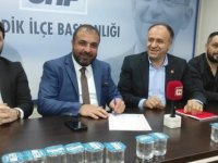 SİVASLILARDAN CHP'YE ÇIKARMA! ERDEM BAYRAKLI MECLİS ÜYELİĞİ BAŞVURUSUNDA BULUNDU