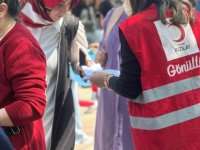 TÜRK KIZILAY PENDİK ŞUBESİ DEPREMİN ARDINDAN MİLLET BAHÇESİ'NDE DESTEK NOKTASI OLUŞTURDU