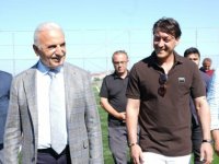 MESUT ÖZİL, TRABZON PARK’TAKİ SPOR TESİSLERİNİ ZİYARET ETTİ