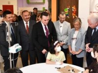 İSTANBUL VALİSİ DAVUT GÜL'ÜN KATILIMIYLA YENİLENEN HASTANE SINIFI HİZMETE AÇILDI