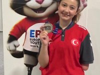 PARALİMPİK MİLLİ SPORCUMUZ SÜMEYYE SUDE ÖZTUNÇ’TAN AVRUPA’DA BÜYÜK BAŞARI