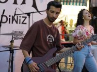 TUZLA KALEKAPI'DA MARİSTA RÜZGARI ESTİ