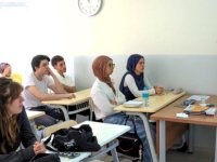 ÜMRANİYE BELEDİYESİ ÜNİVERSİTE HAZIRLIK KURSLARI YENİ DÖNEME BAŞLADI