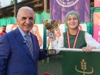 ÜMRANİYE, GELENEKSEL TÜRK OKÇULUĞU YARIŞMASINA EV SAHİPLİĞİ YAPTI