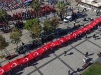 PENDİK’TE 102 METRELİK TÜRK BAYRAĞI İLE CUMHURİYET KUTLAMASI