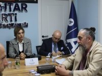 DİNÇ AİLESİ'NDEN ANAHTAR PARTİ PENDİK İLÇE BAŞKANLIĞI'NA TEŞEKKÜR ZİYARETİ