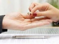 YARGITAY'DAN EMSAL KARAR:SOSYAL MEDYADA BEĞENİ YAPMAK BOŞANMA SEBEBİ  SAYILDI!