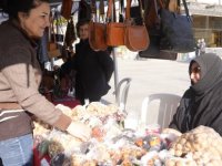 KARTAL'DA YENİ YIL COŞKUSU KADIN EMEĞİYLE BULUŞUYOR