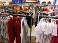 ÜMRANİYE’DE SOSYAL DAYANIŞMANIN GÜÇLÜ ADRESİ: GÖNÜLDEN GÖNÜLE GİYİM MAĞAZASI