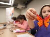 MEKER ATÖLYELERİ KARTALLI ÖĞRENCİLERİ VE TEKNOLOJİYLE BULUŞUYOR