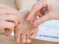 YARGITAY'DAN EMSAL KARAR: EVLİLİK ÖNCESİ PSİKOLOJİK TEDAVİYİ SAKLAYAN KADIN KUSURLU BULUNDU