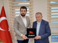 PESİAD BAŞKANI CÜNEYT BATTAL'DAN PENDİK KENT KONSEYİNE ZİYARET