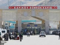 TÜRKİYE- İRAN SINIR KAPISINDA YOLCU GEÇİŞLERİ DURDURULDU