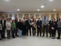 KARTAL'DA GELENEKSEL SANAT RÜZGARI:'HEYBEMİZDEKİ İZLER' SERGİSİ SANATSEVERLERLE BULUŞTU