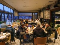 ÜMRANİYE SOSYAL TESİSLERİNDE RAMAZAN BEREKETİ: İFTAR SOFRALARI DOLDU TAŞTI