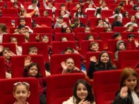 ÜMRANİYE’DE KÜLTÜR SANAT SEZONU ÇOCUKLARIN NEŞESİYLE RENKLENİYOR