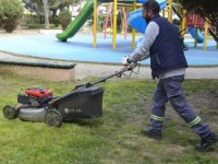 KARTAL'DA PARK VE YEŞİL ALANLAR YAZA HAZIRLANIYOR