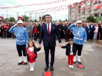 KARTAL'DA 23 NİSAN COŞKUSU ATATÜRK ANITI'NA SUNULAN ÇELENK TÖRENİYLE BAŞLADI