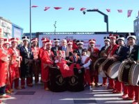 ÜMRANİYE’DE MEHTERAN COŞKUSU MEYDANI DOLDURDU