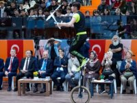 ÜMRANİYE’DE SPOR VE GELENEK BİR ARADA: BİNLERCE ÖĞRENCİ KATILDI