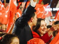 TUZLALILAR 19 MAYIS'I GENÇLİK KONSERİ İLE KUTLADI
