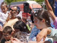 TUZLA'DA 'BAYRAM' COŞKUSU PARKLARA TAŞTI