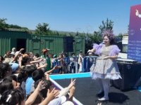 MARTI ÇOCUK AKADEMİSİ KAPANIŞ PROGRAMI'NDA GÖNÜLLERİNCE EĞLENDİLER