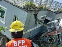FİLİPİNLER'DE 7.8 BÜYÜKLÜĞÜNDE DEPREM MEYDANA GELDİ