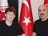 PENDİKSPOR'DA TRANSFER SEZONU ONURALP ÇAKIROĞLI İLE AÇILDI İMZALAR ATILDI