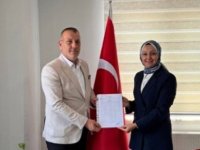 MHP PENDİK İLÇE BAŞKANI MUHARREM KIR MAZBATASINI ALARAK GÖREVE BAŞLADI