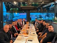 PENDİK'TE YEŞİLSAHALARDAN ÖNCE DOSTLUK KAZANDI:MHP PENDİK İLÇE BAŞKANLIĞI'NDAN VANSPOR'A SICAK KARŞILAMA