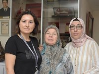 ŞEHİT AİLELERİNİN  BAYRAM ÖNCESİ GÖNÜLLERİNİ ALDILAR