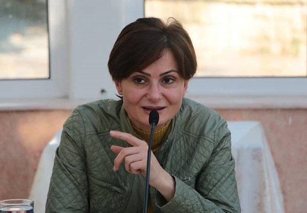 1-022.jpg