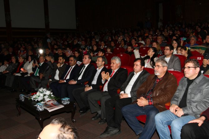 2-ana-p.jpg