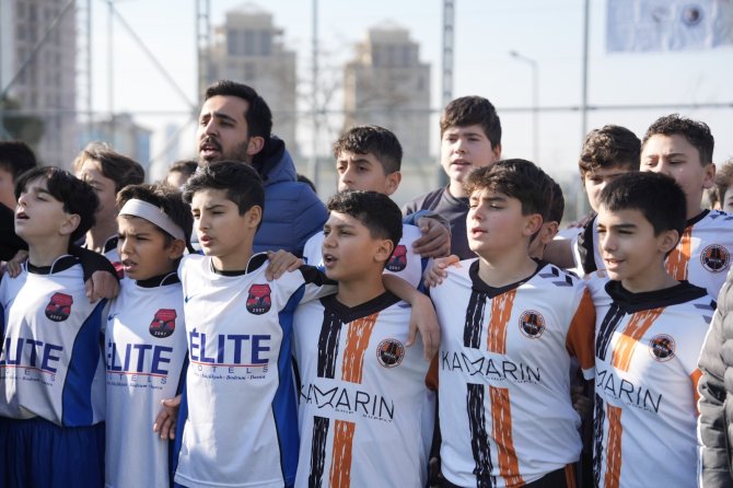 kartal-belediyesi-u-13-somestr-cup-futbol-turnuvasinda-ilk-duduk-caldi-4.jpg