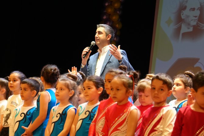 kartal-belediyesinin-kreslerinde-mezuniyet-heyecani-8.jpg