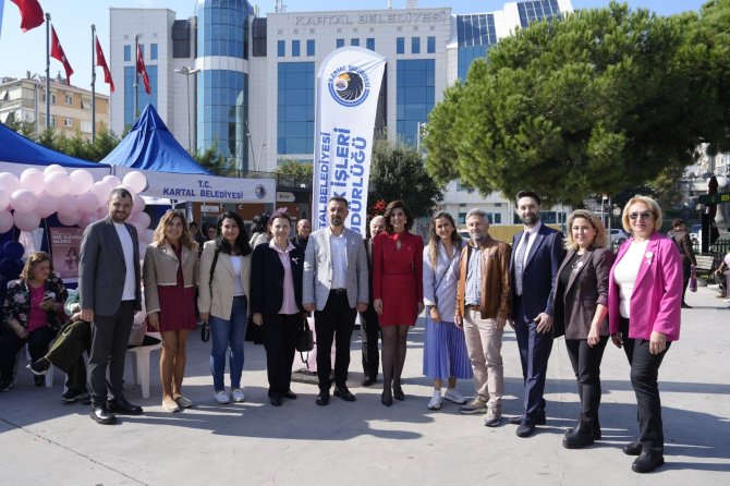 kartalda-pembe-balonlar-umut-icin-yukseldi-3.jpeg