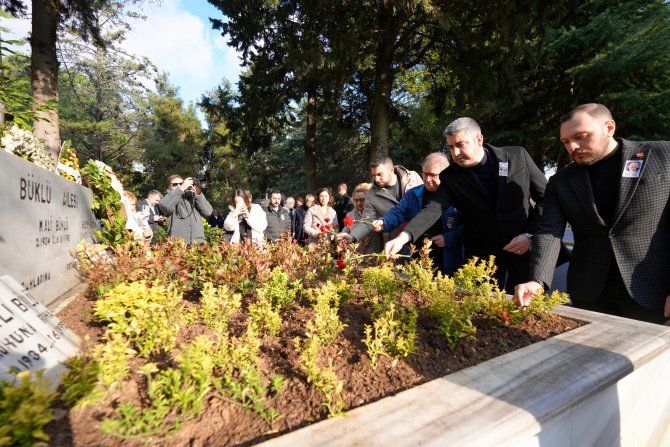 merhum-baskan-mehmet-ali-buklu-vefatinin-31-yilinda-mezari-basinda-anildi-3.jpg